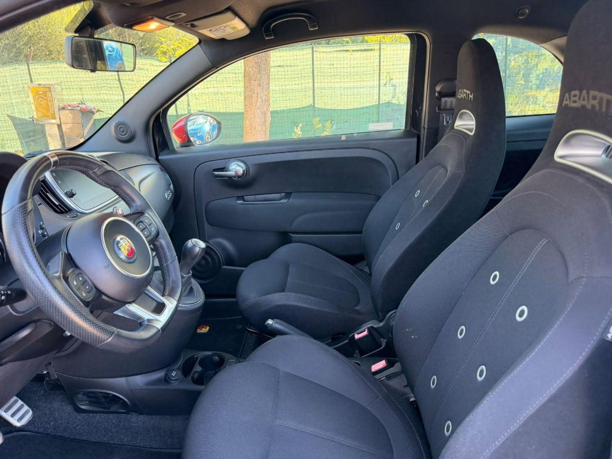 Abarth 595 595 1.4 Turbo T-Jet 160 CV Pista (8)