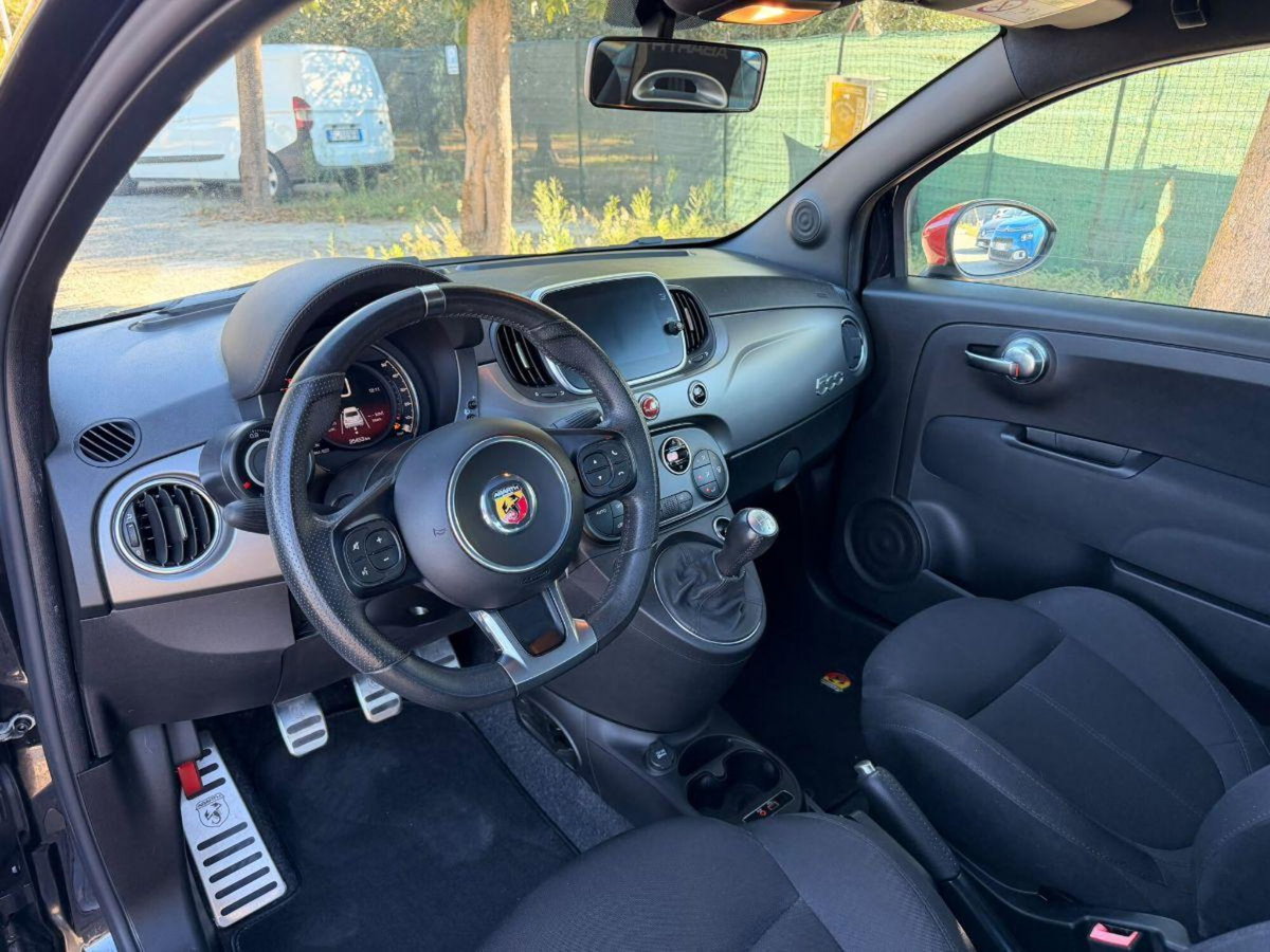 Abarth 595 595 1.4 Turbo T-Jet 160 CV Pista (9)