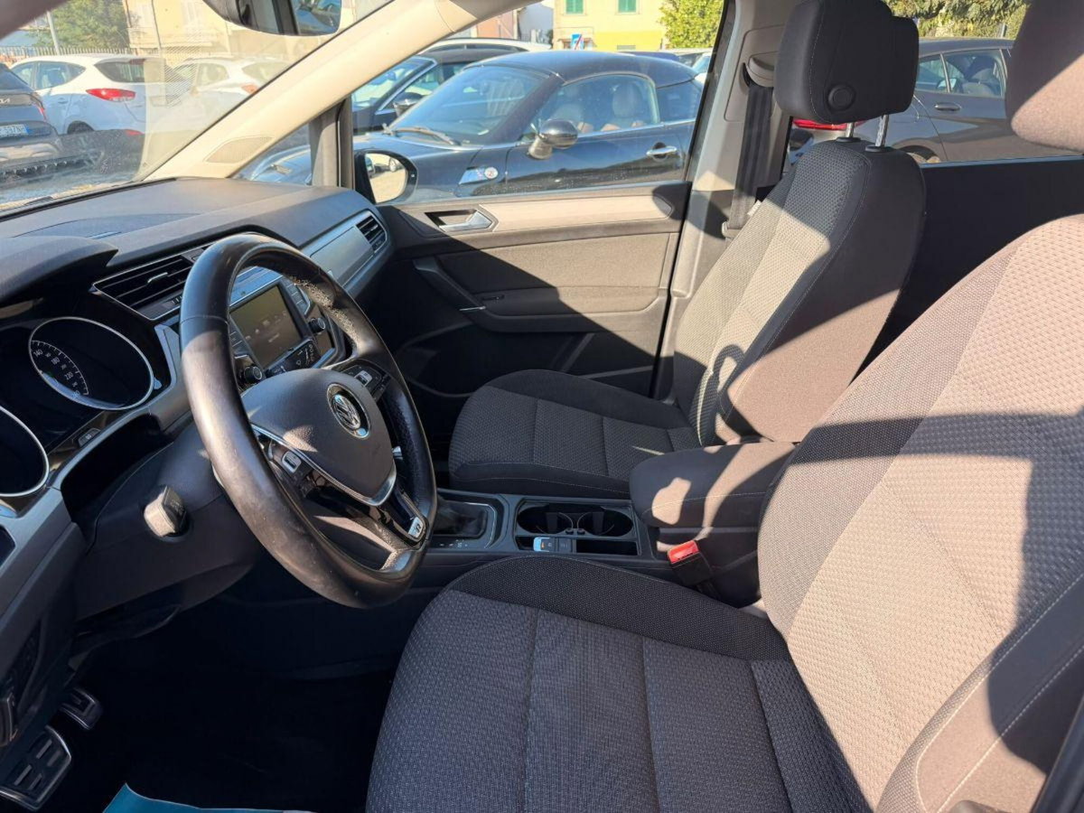 Volkswagen Touran 1.6 TDI DSG Business BlueMotion Technology (10)