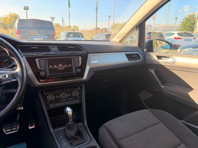 Volkswagen Touran 1.6 TDI DSG Business BlueMotion Technology (7)