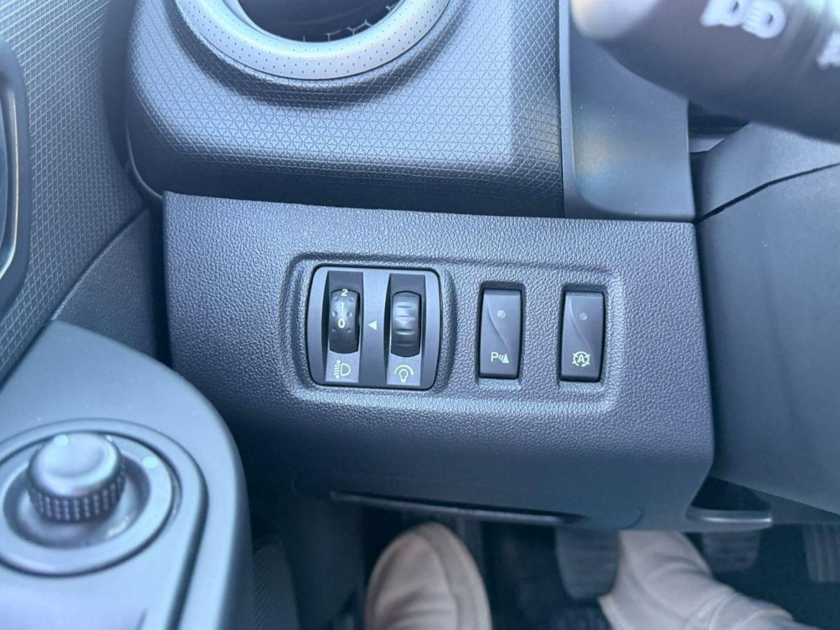 Renault Clio 1.5 dCi 8V 90CV Start&Stop 5 porte Energy (15)