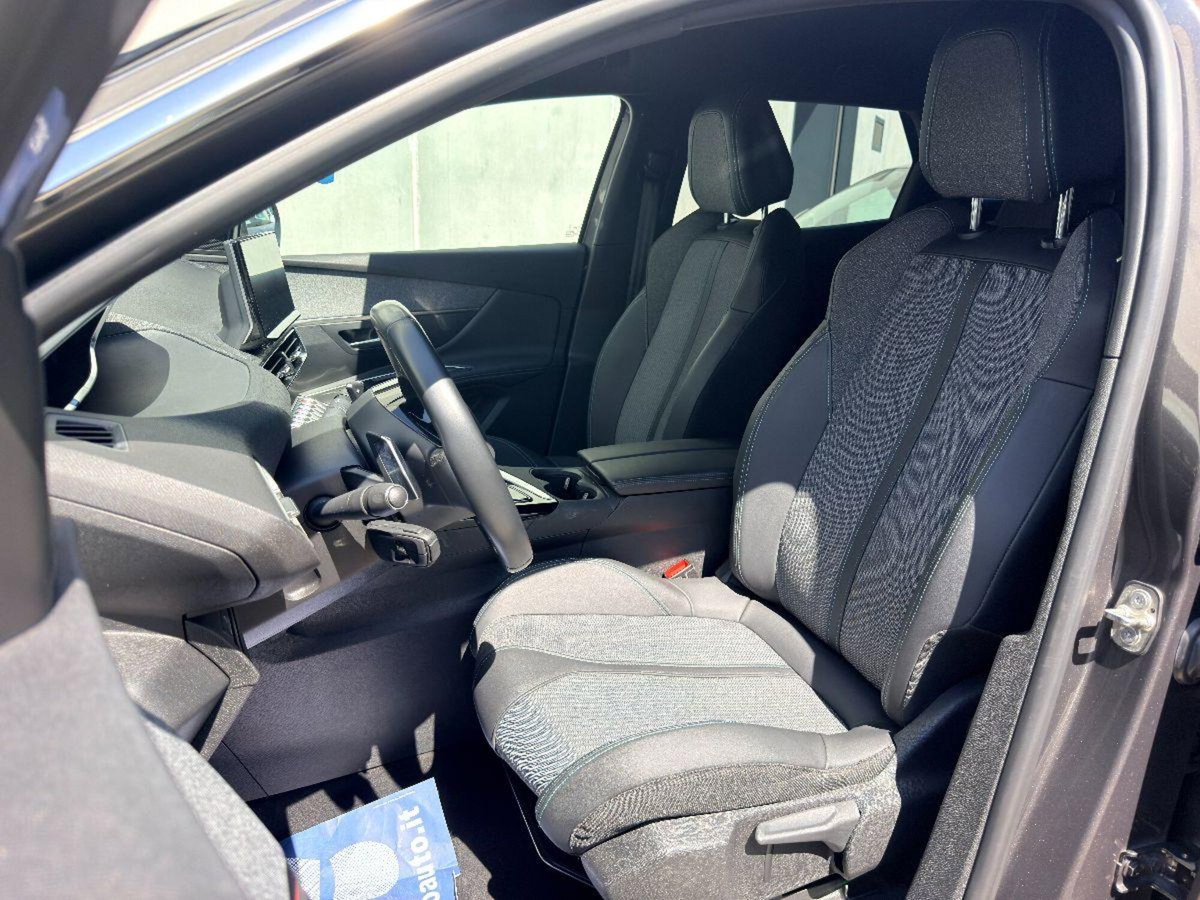 Peugeot 3008 BlueHDi 130 S&S EAT8 Allure Pack (11)