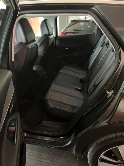 Peugeot 3008 BlueHDi 120 S&S Allure (13)