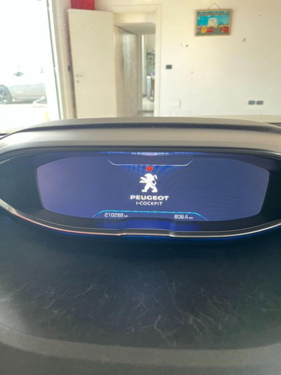 Peugeot 3008 BlueHDi 120 S&S Allure (6)