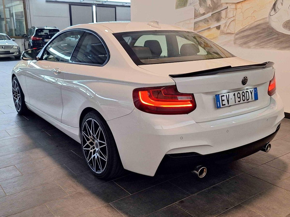 BMW Serie 2 Coupé 220d  Sport (6)