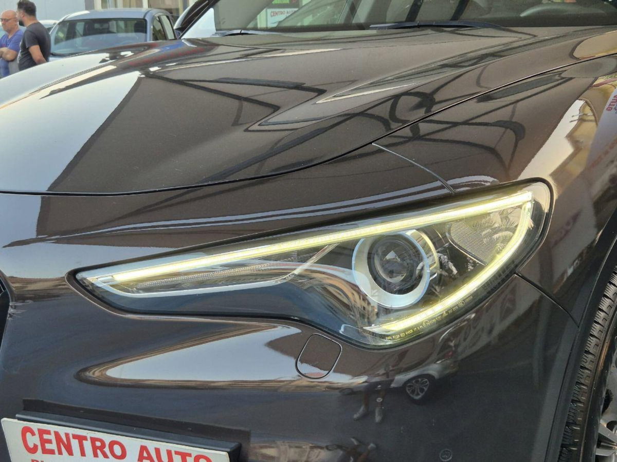 Alfa Romeo Stelvio Stelvio 2.2 Turbodiesel 190 CV AT8 Q4 Super Business (11)