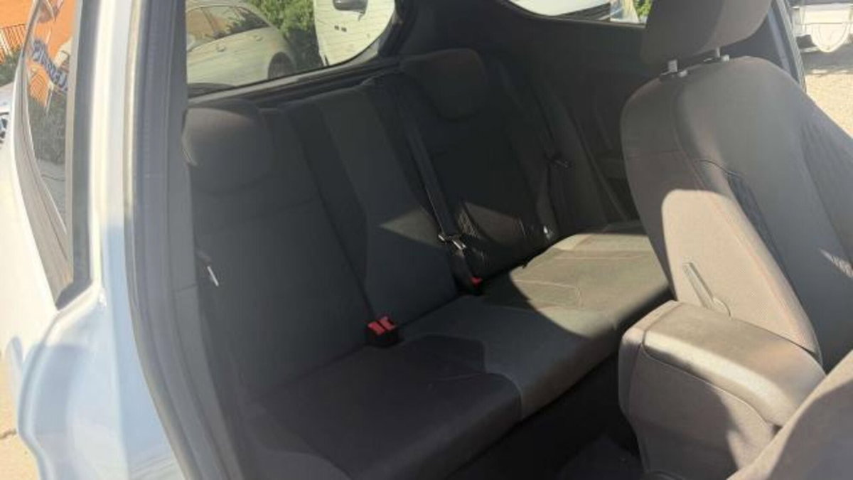 Ford Fiesta 1.5 TDCi 75CV 3 porte ST-Line (15)