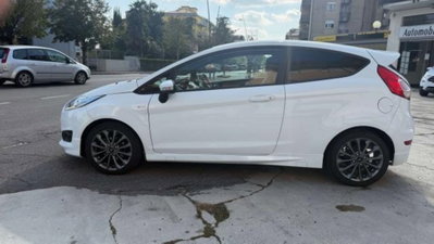 Ford Fiesta 1.5 TDCi 75CV 3 porte ST-Line (4)