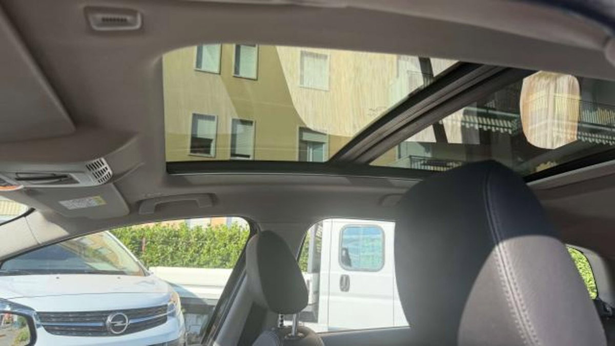 BMW Serie 2 Gran Tourer 218d (8)