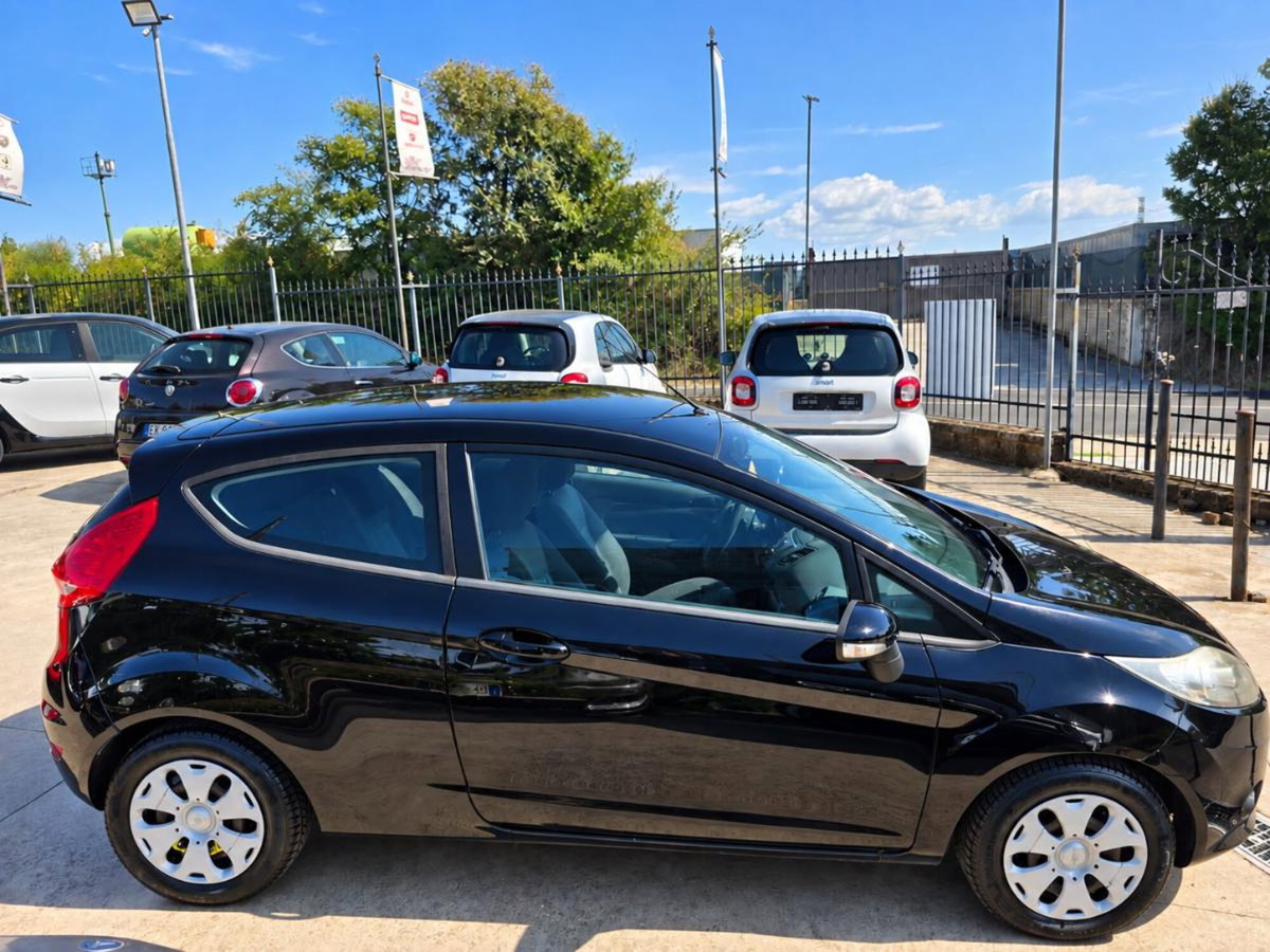 Ford Fiesta 1.4 TDCi 3p. Collection (2)