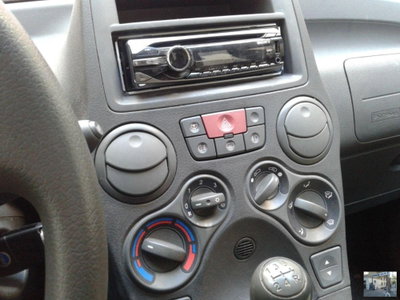 Fiat Panda 1.2 Dualogic (13)