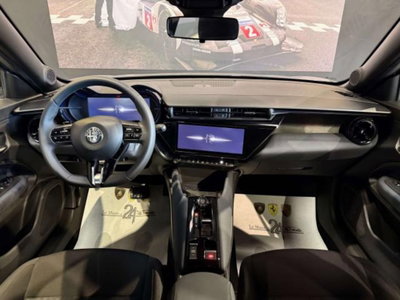 Alfa Romeo Junior 1.2 ibrida Q4 Intensa 145cv edct6 (12)