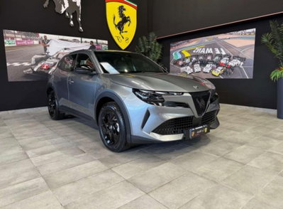 Alfa Romeo Junior 1.2 ibrida Q4 Intensa 145cv edct6 (3)