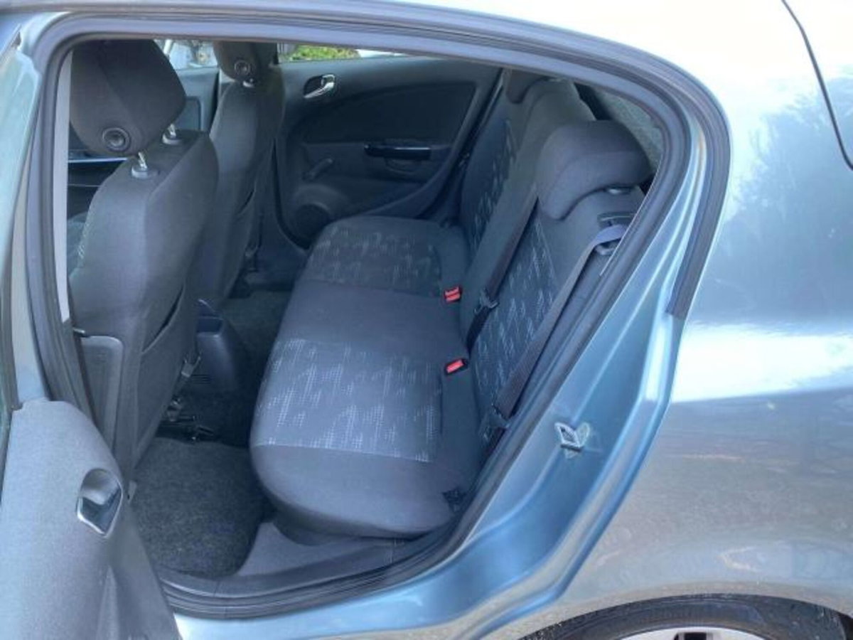 Opel Corsa 1.2 85CV 5 porte GPL-TECH Club (10)