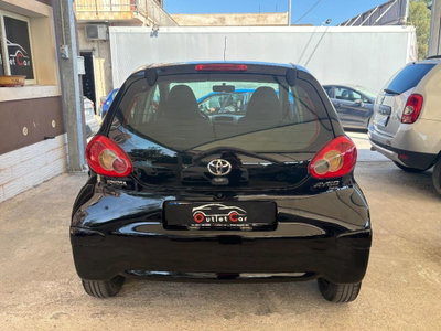 Toyota Aygo 1.0 12V VVT-i 5 porte Sound (6)
