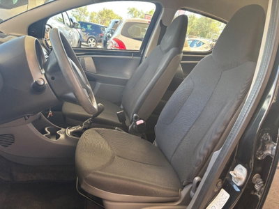 Toyota Aygo 1.0 12V VVT-i 5 porte Sound (7)