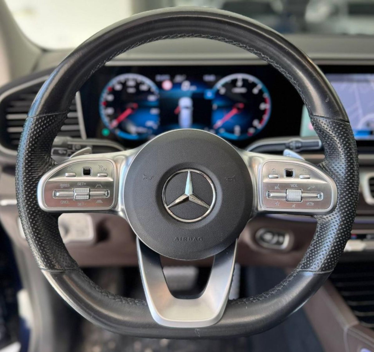 Mercedes-Benz GLS 400 4Matic Premium Plus (13)