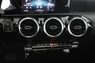 Mercedes-Benz Classe A 180 d Business Extra auto (14)