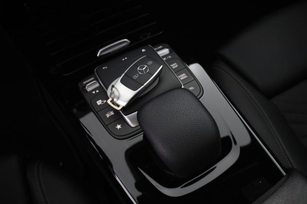 Mercedes-Benz Classe A 180 d Business Extra auto (15)