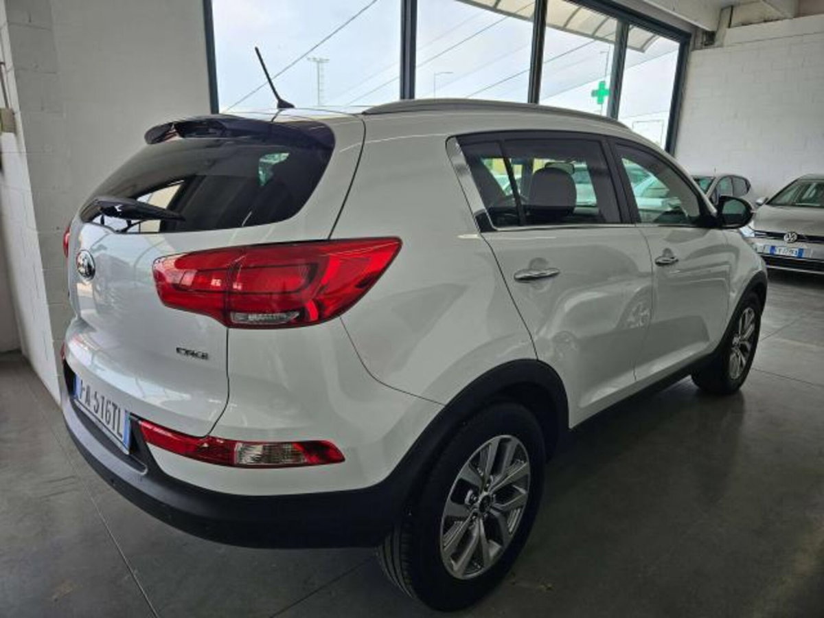 Kia Sportage 1.7 CRDI 2WD Class (4)