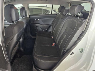 Kia Sportage 1.7 CRDI 2WD Class (7)