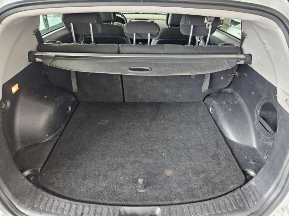 Kia Sportage 1.7 CRDI 2WD Class (8)