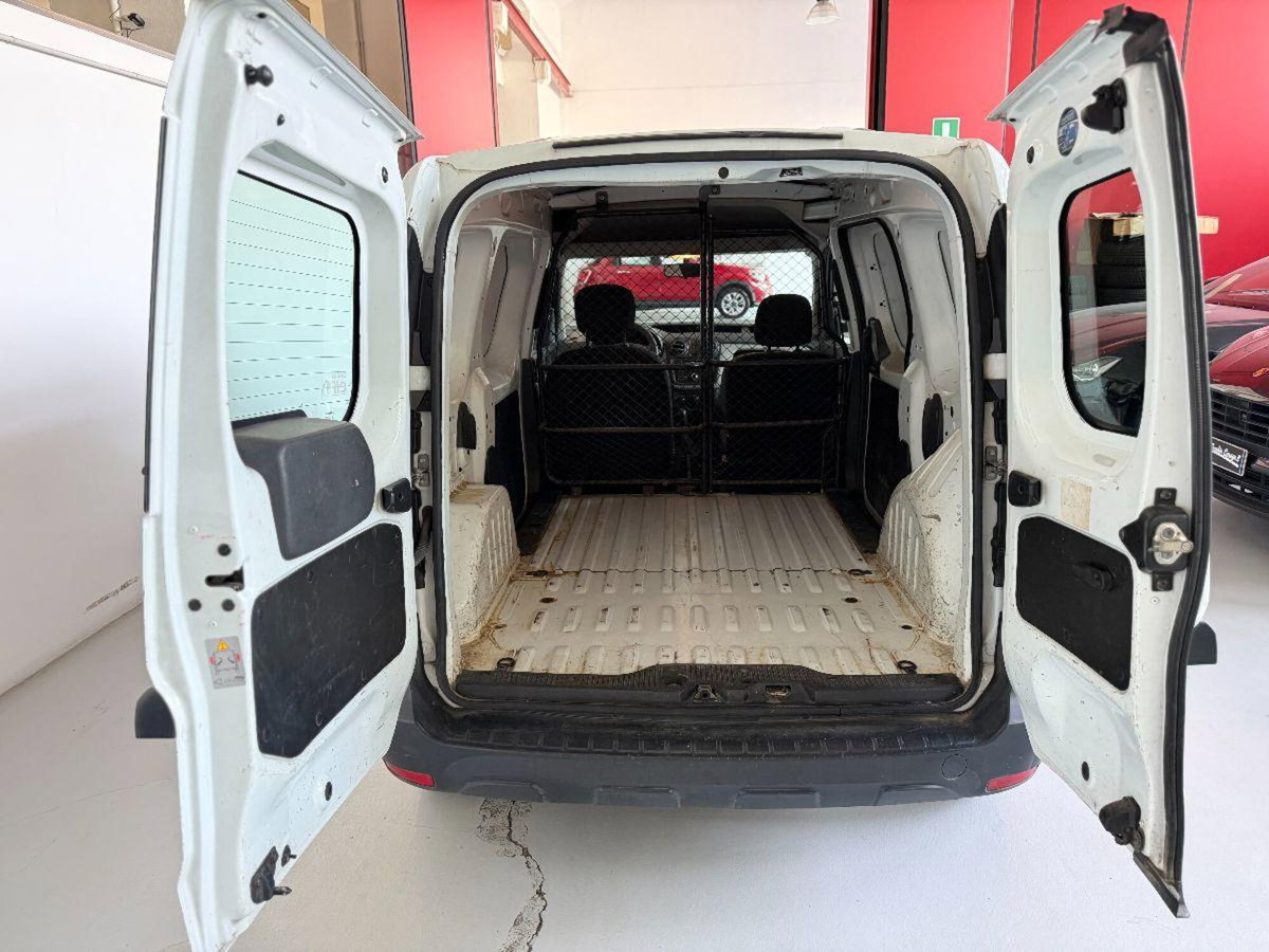 Dacia Dokker 1.5 dCi 8V 75CV Ambiance (10)