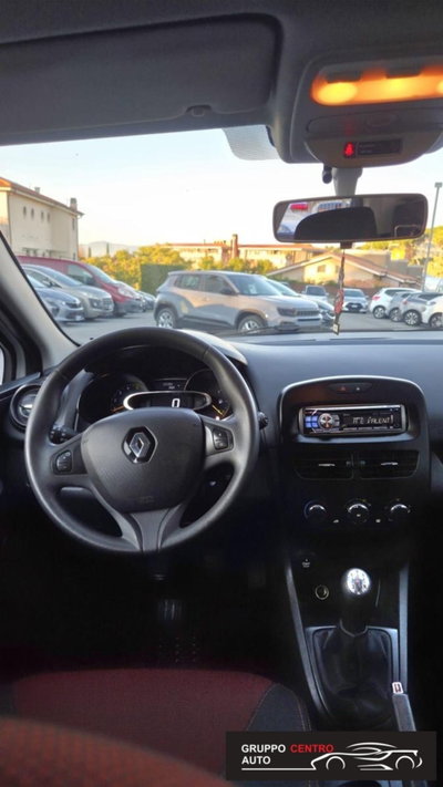 Renault Clio 1.5 dCi 75CV 5 porte Confort (16)