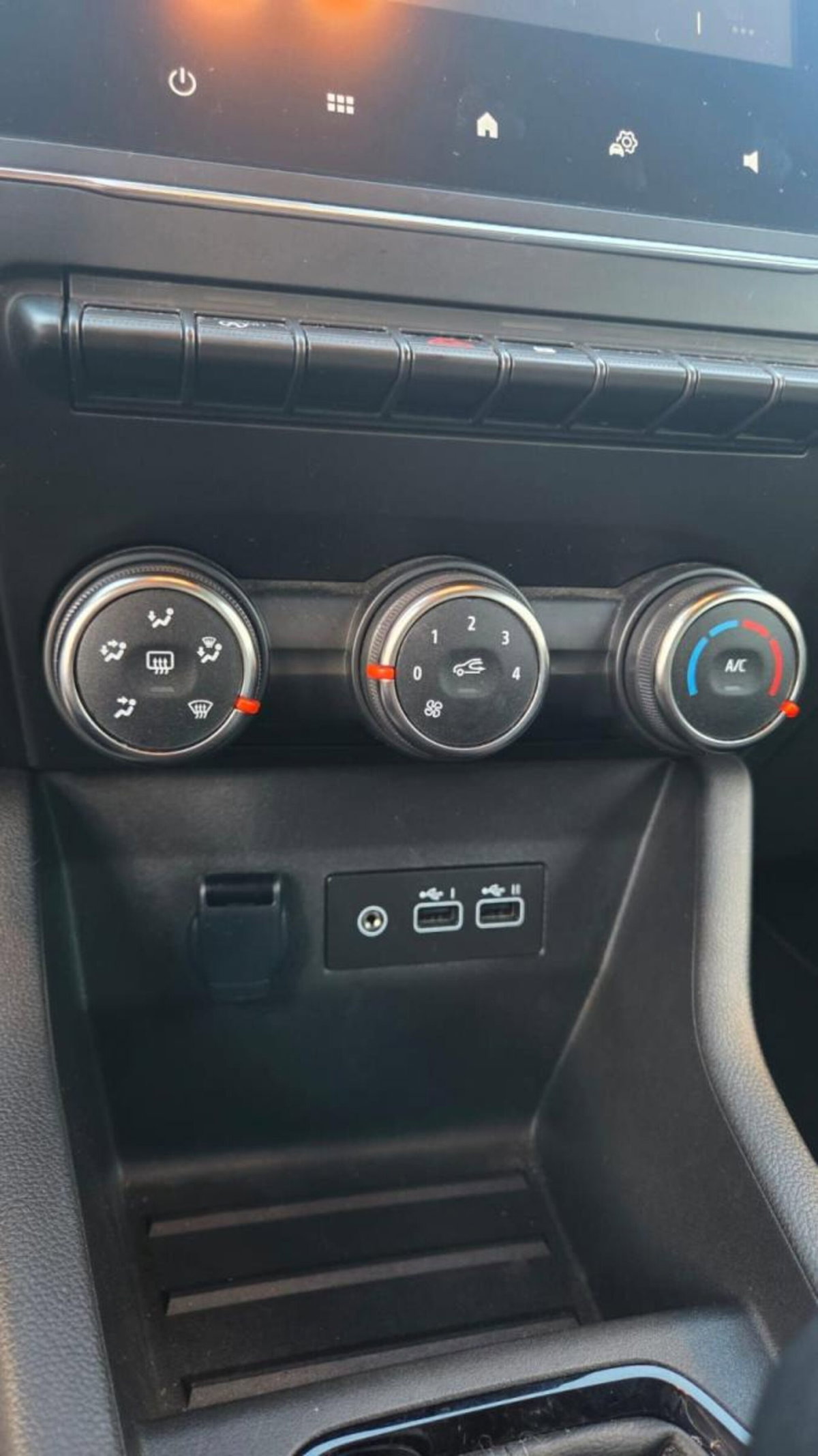 Renault Clio 1.0 sce Evolution 65cv (14)