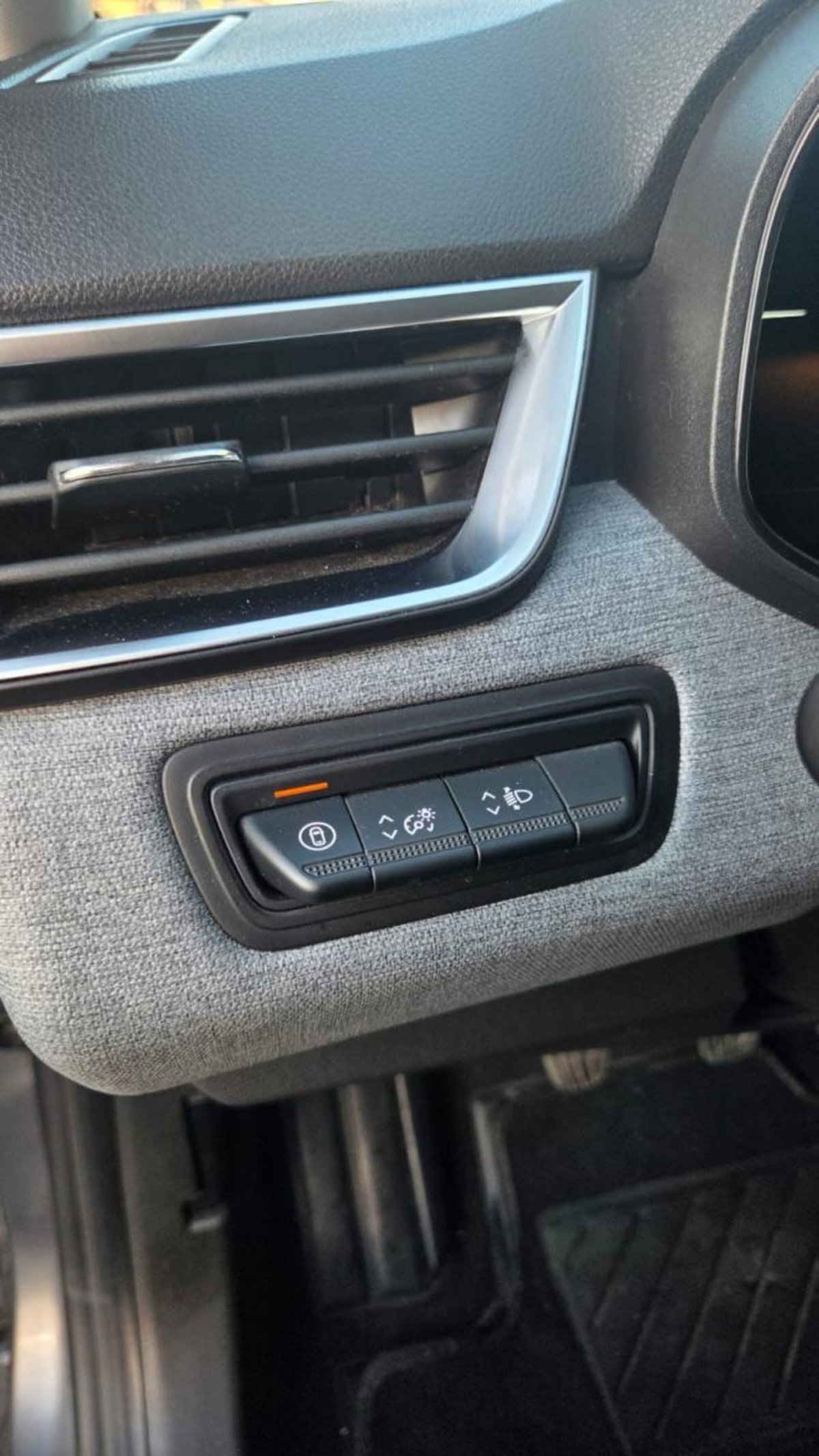 Renault Clio 1.0 sce Evolution 65cv (16)