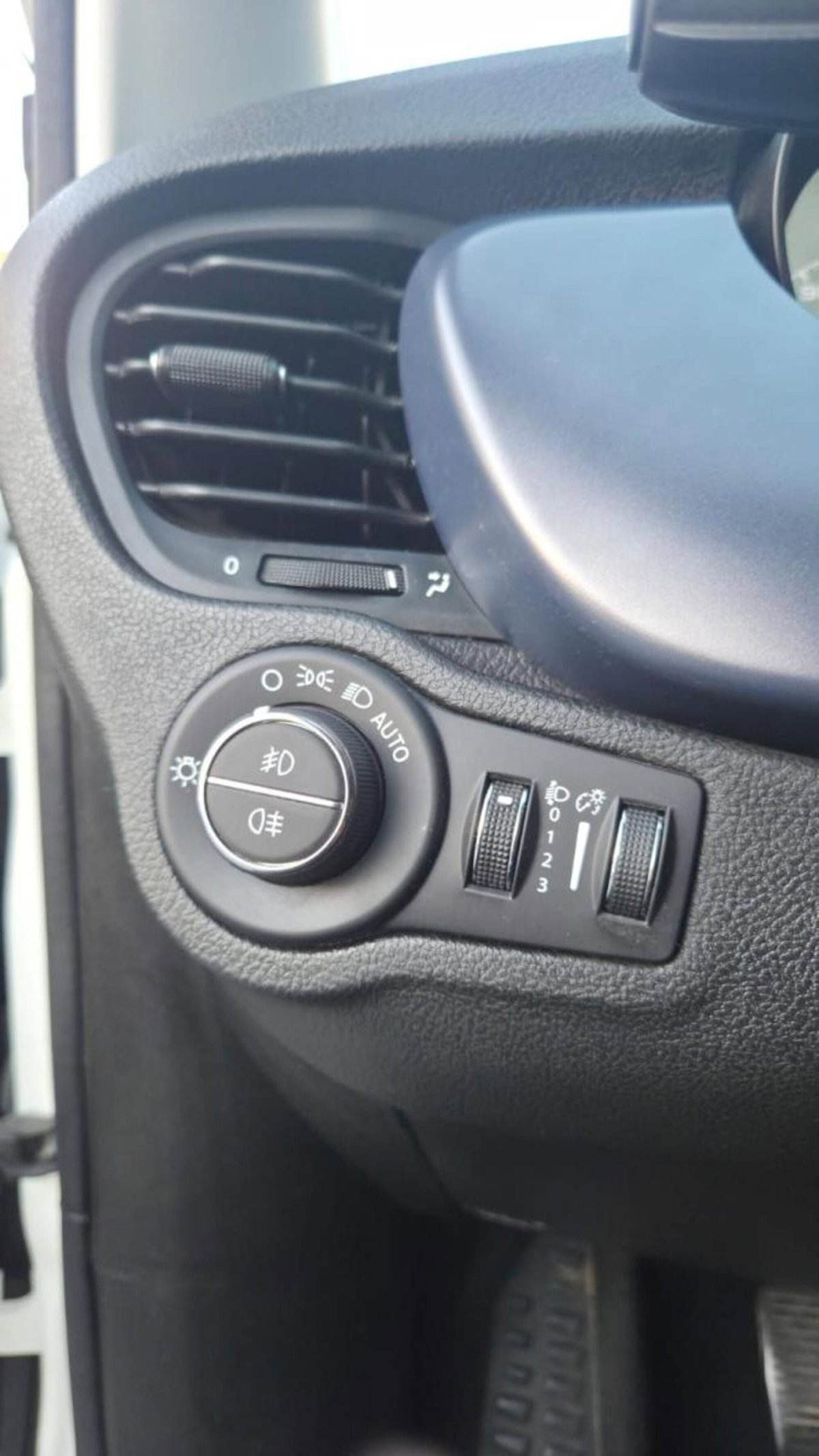 Fiat 500X 1.0 T3 120 CV Club (11)