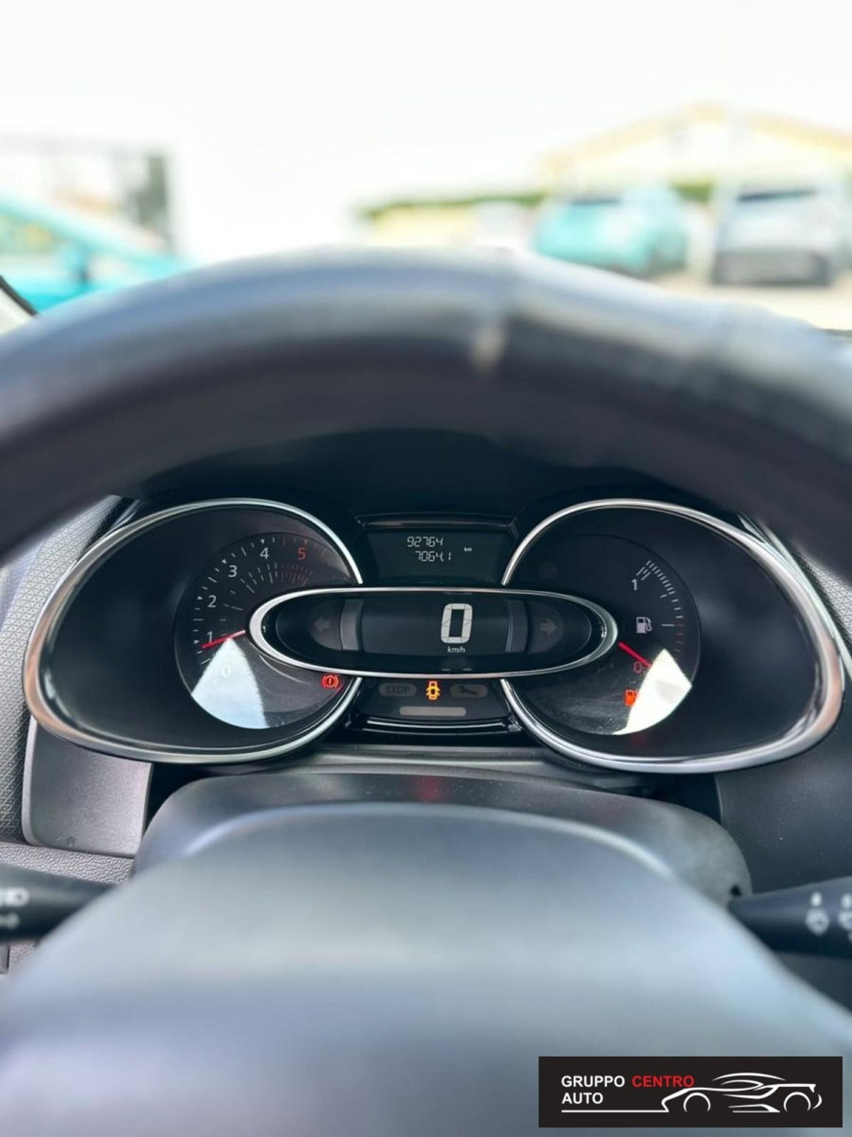 Renault Clio 1.5 dCi 8V 75CV Start&Stop 5 porte Duel (10)