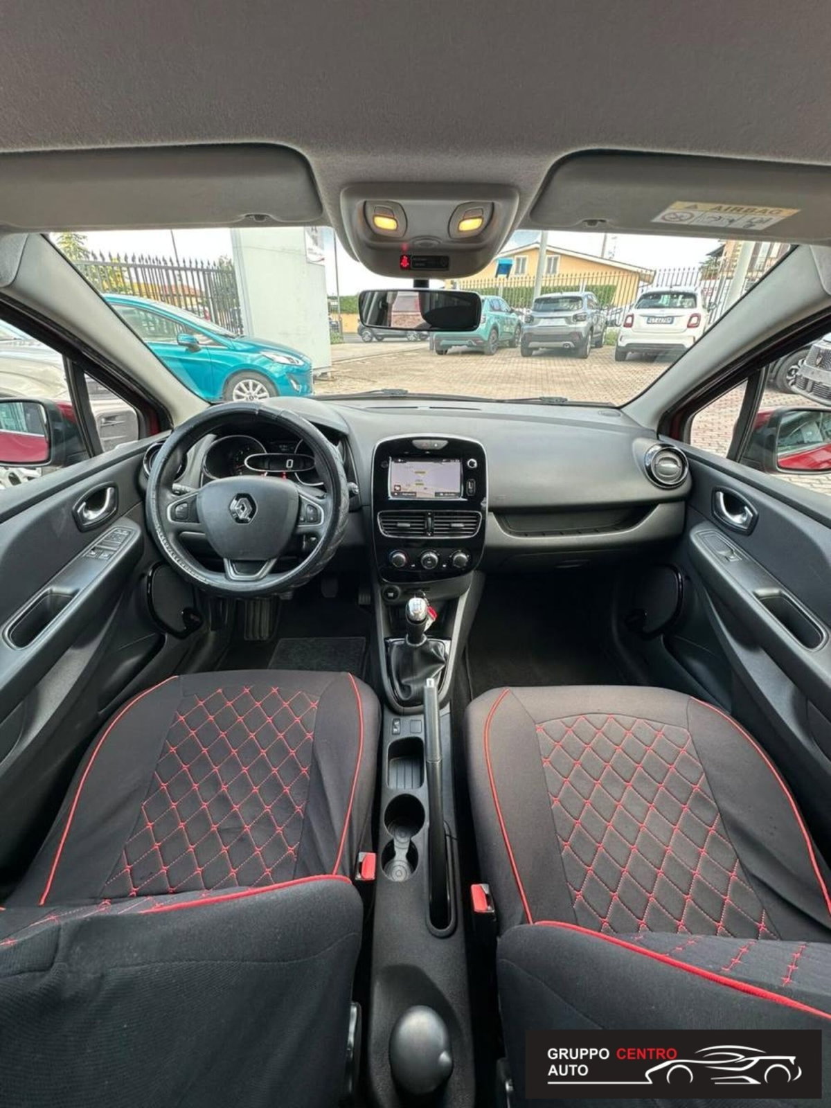 Renault Clio 1.5 dCi 8V 75CV Start&Stop 5 porte Duel (14)