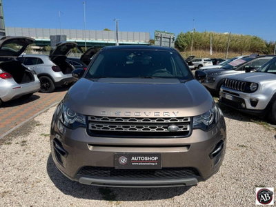 Land Rover Discovery Sport 2.2 TD4 SE usata