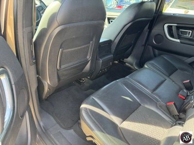 Land Rover Discovery Sport 2.2 TD4 SE (17)