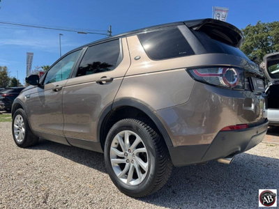 Land Rover Discovery Sport 2.2 TD4 SE (7)