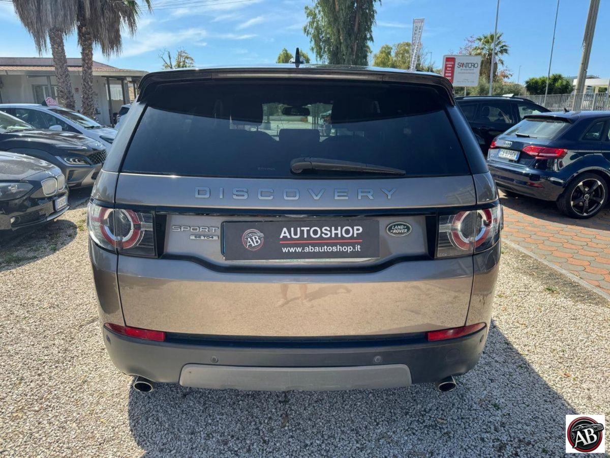 Land Rover Discovery Sport 2.2 TD4 SE (8)