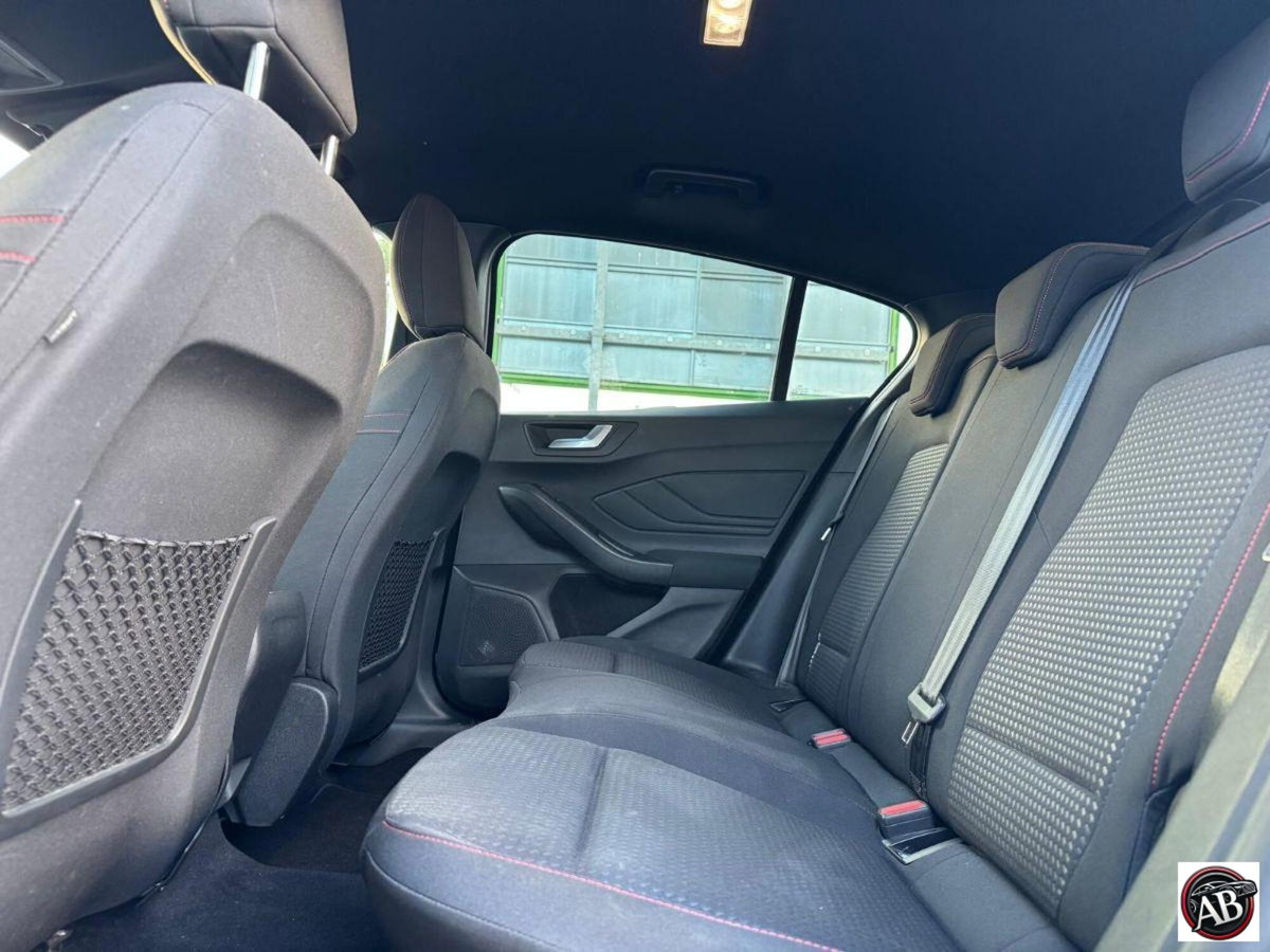 Ford Focus 1.5 EcoBlue 120 CV aut. 5p. Active Style (17)