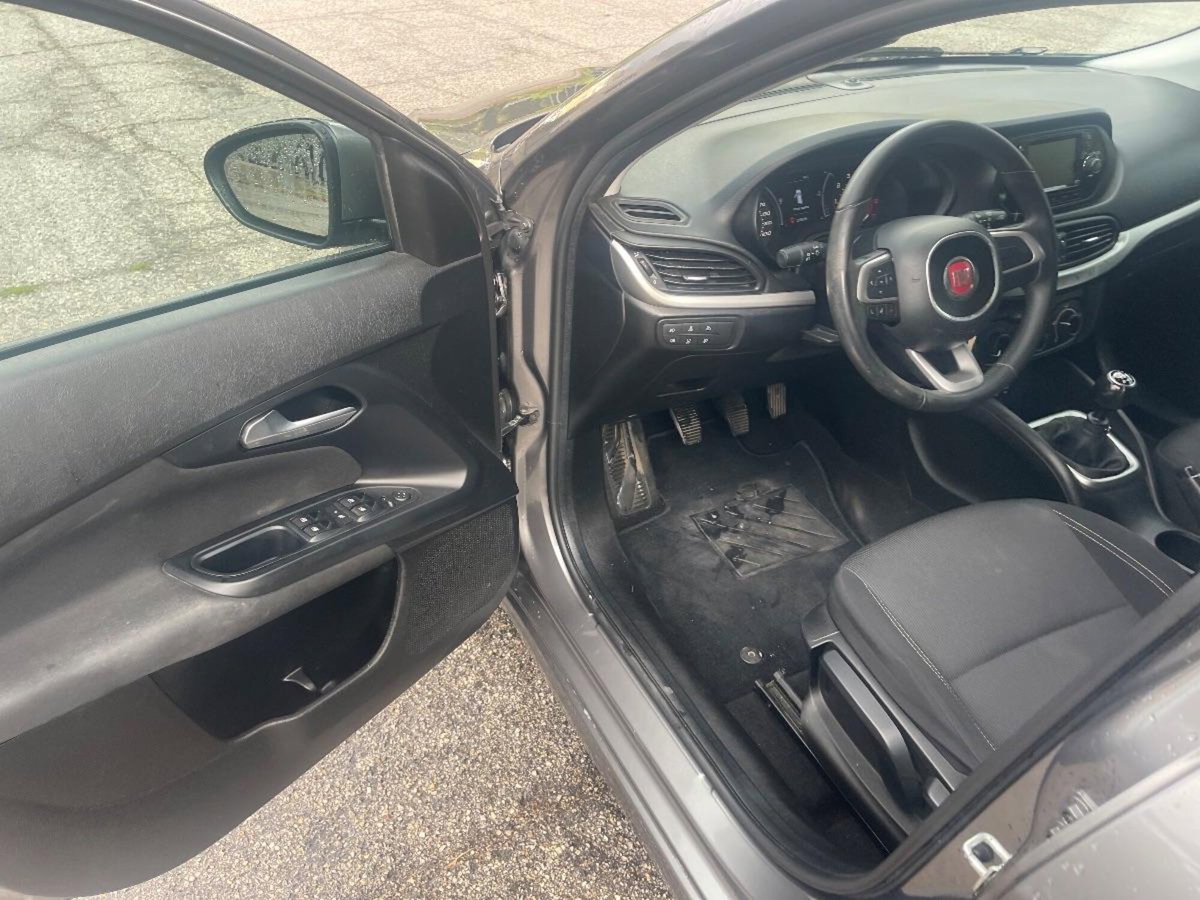 Fiat Tipo Tipo 1.6 Mjt S&S DCT 5 porte S-Design (10)