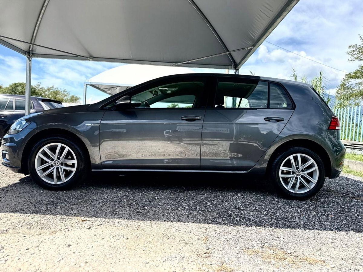 Volkswagen Golf 1.4 TGI 5p. Highline BlueMotion (4)