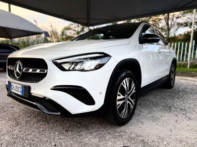 Mercedes-Benz GLA SUV 200 d Advanced 4matic auto (3)