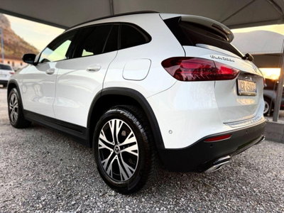 Mercedes-Benz GLA SUV 200 d Advanced 4matic auto (6)