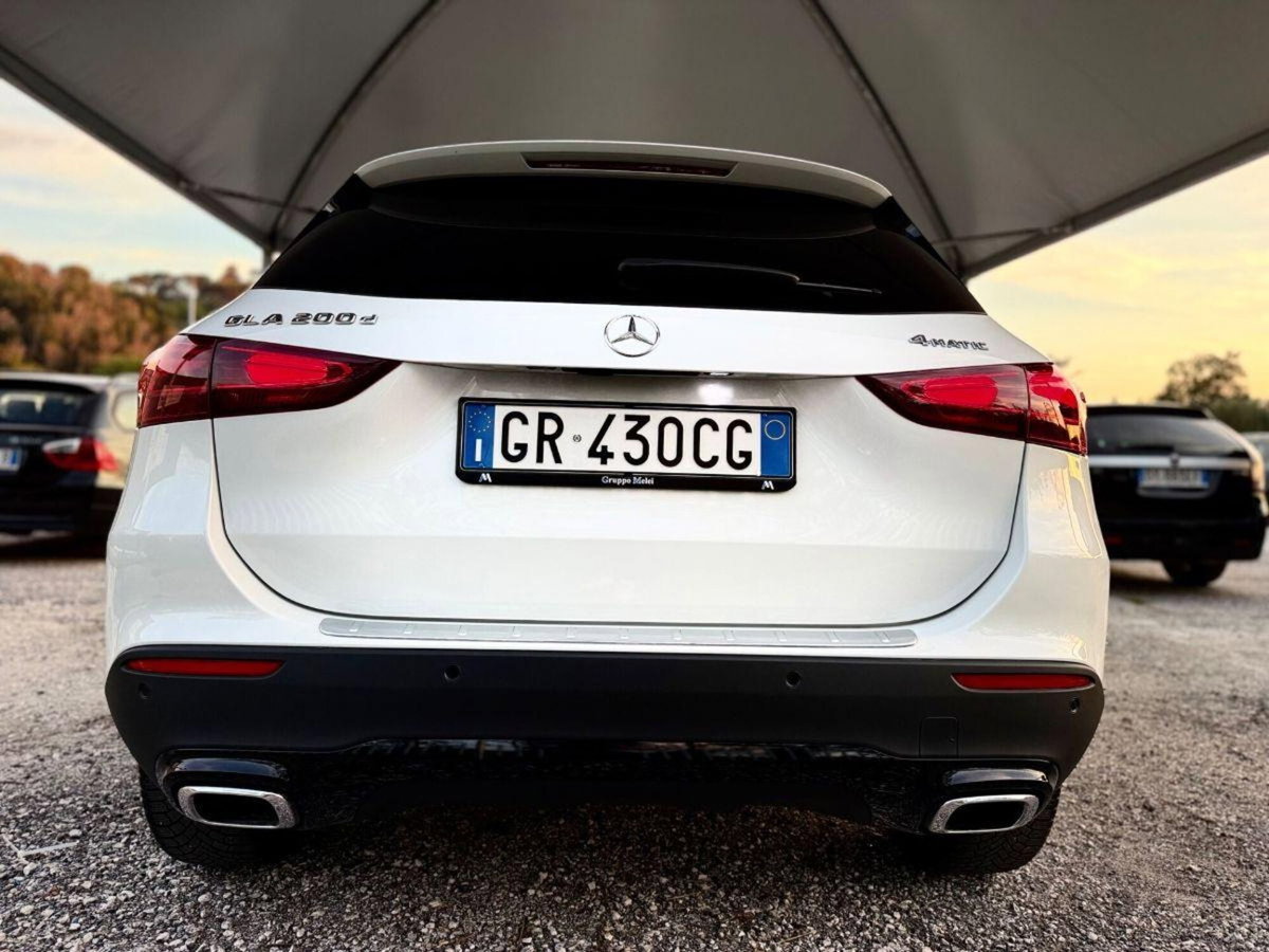 Mercedes-Benz GLA SUV 200 d Advanced 4matic auto (7)