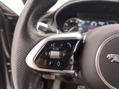 Jaguar E-Pace 2.0d i4 mhev R-Dynamic HSE awd 163cv auto (14)