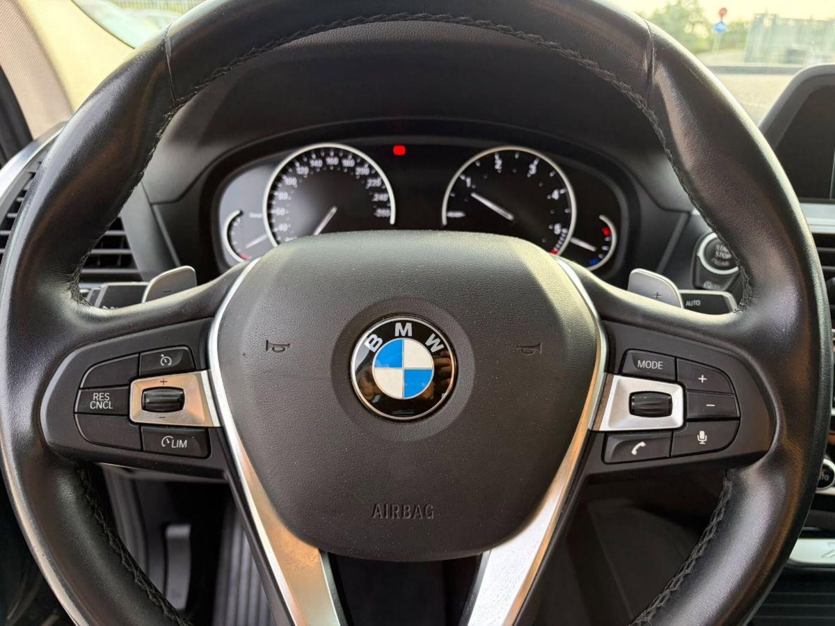 BMW X4 xDrive20d Business Advantage (14)