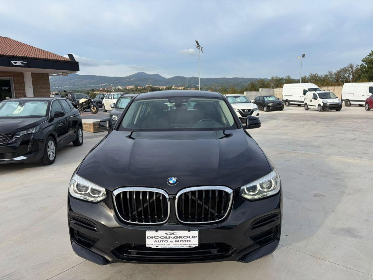 BMW X4 xDrive20d Business Advantage (2)