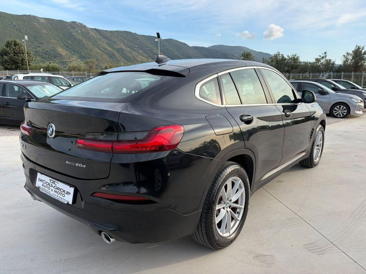 BMW X4 xDrive20d Business Advantage (4)