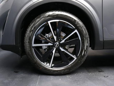 Nissan Qashqai 1.3 mhev Tekna 4wd 158cv xtronic (5)