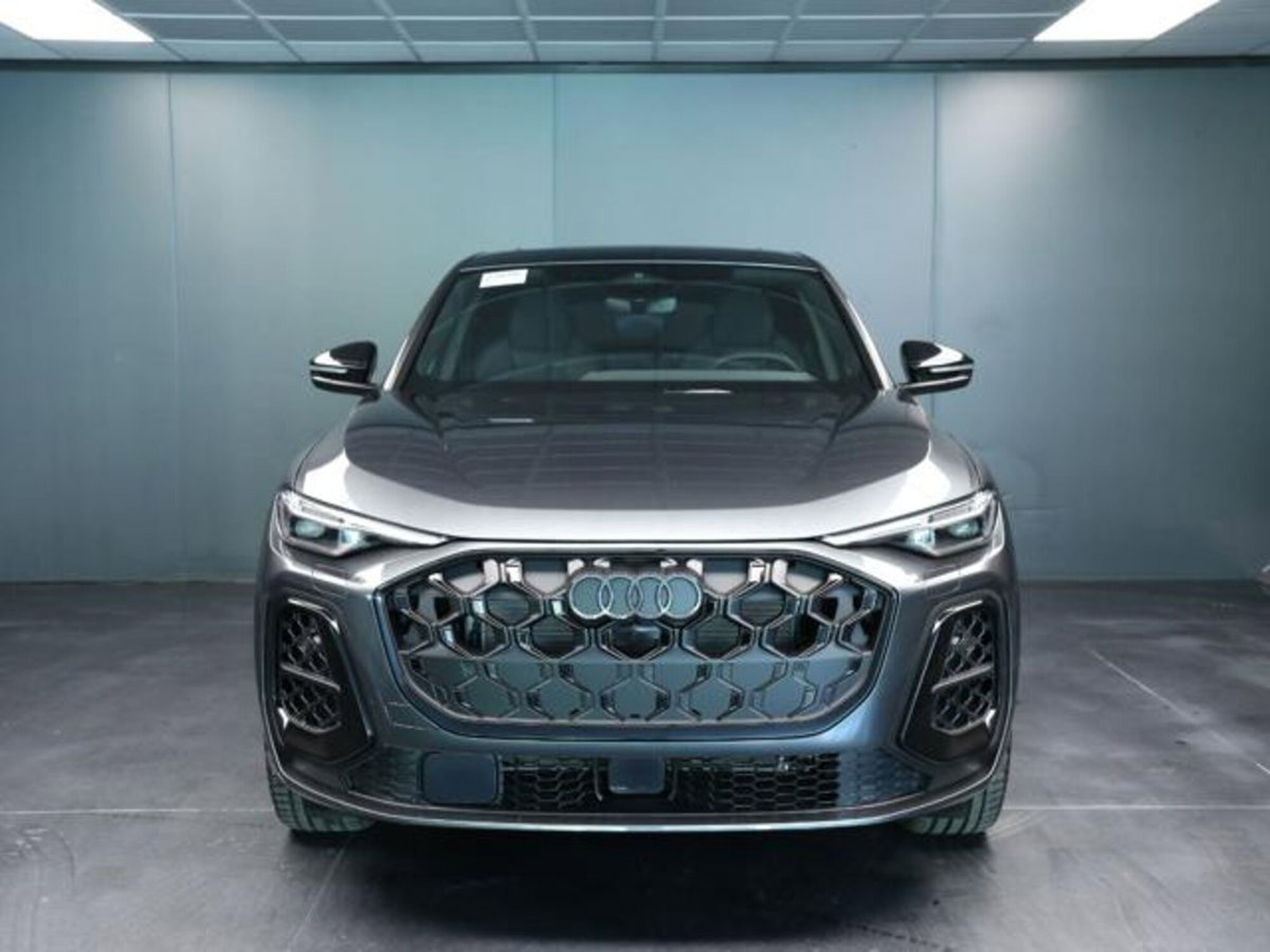 Audi Q5 Sportback 2.0 tdi mhev+ S line quattro 204cv s-tronic (2)
