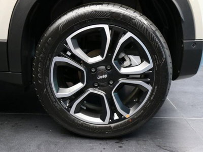 Jeep Avenger 1.2 turbo Summit fwd 100cv (6)